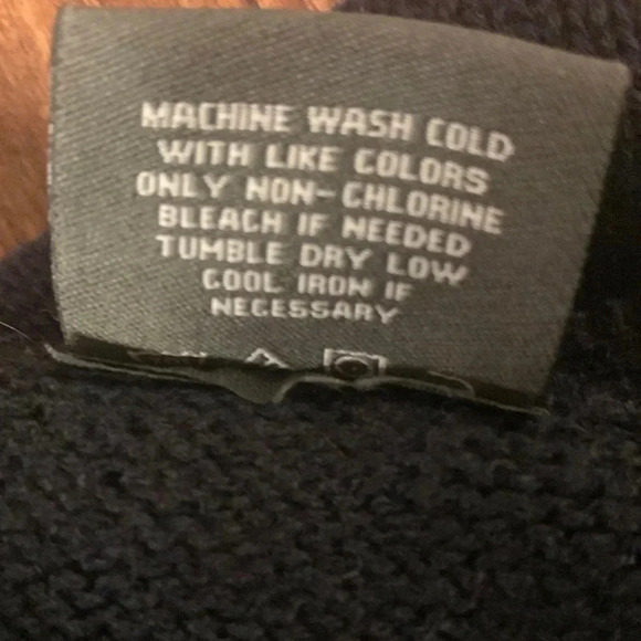 Eddie Bauer Navy Blue School Cardigan Sweater Large Size 14/16. NWT - Picture 4 of 7